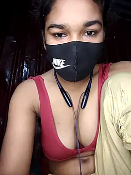 Snapshot of kiron204279 chatting on October 31, 4:33 pm kiron204279 online show from October 31, 4:33 pm