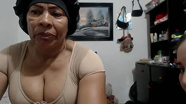Morenaza6420 online show from May 4, 12:58 am