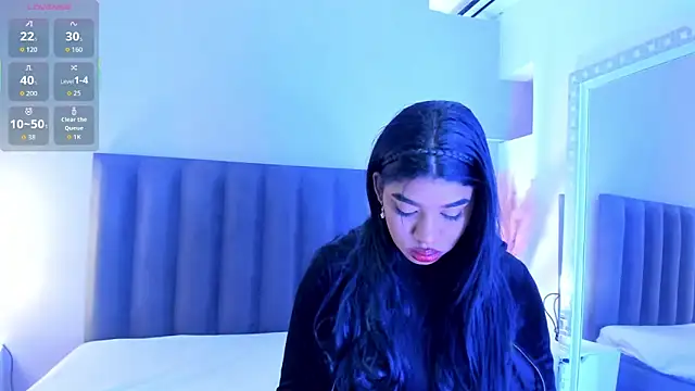 KendraChavez  online show from December 3, 10:34 pm