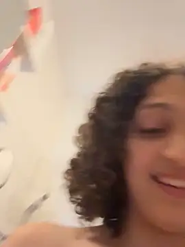 DreamThickCouple online show from October 24, 9:55 pm