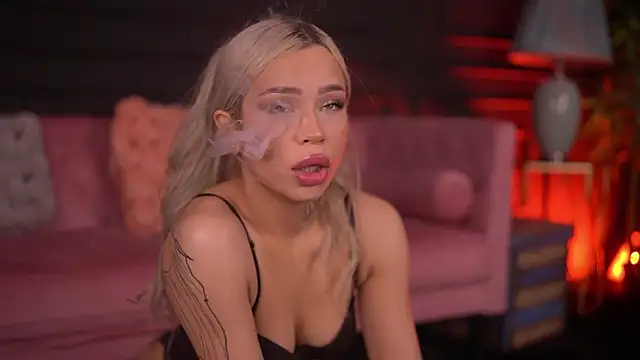 NickyBenz online show from November 22, 7:05 pm