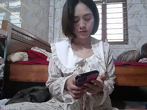 Lyzizi lovely09 online show from December 15, 1:11 am