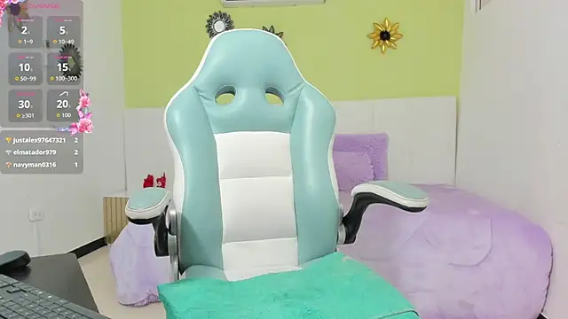 violetta skinny online show from October 1, 10:20 am