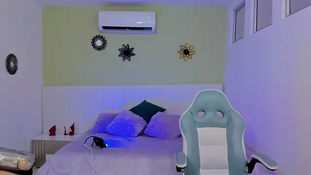 violetta skinny online show from October 4, 10:32 am