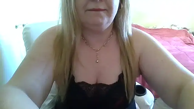 arianamodel4you online show from May 14, 2:23 pm