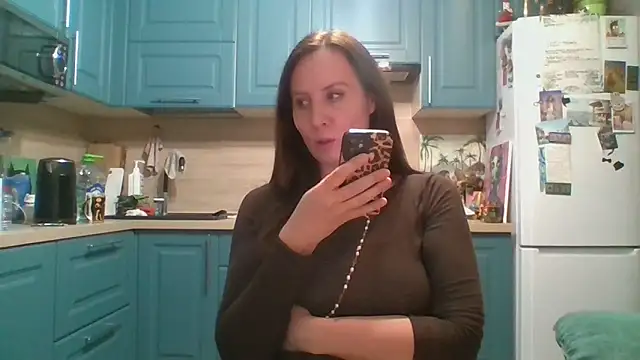 ALICAINWONDERLAND online show from February 28, 6:29 pm