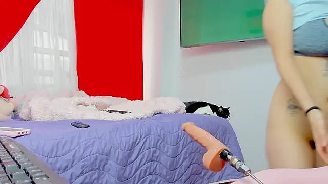 larsonbeverly online show from November 13, 6:18 pm