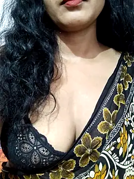 Snapshot of spicysuhana chatting on September 11, 6:14 am spicysuhana online show from September 11, 6:14 am