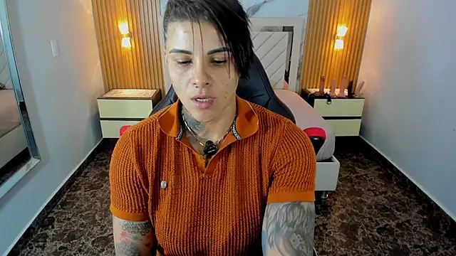 KAROLLJONES1 online show from July 27, 7:22 pm
