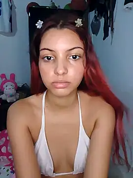 Snapshot of natasha_dolly chatting on October 19, 2:35 am natasha dolly online show from October 19, 2:35 am