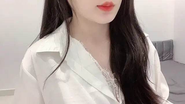    Lily    online show from May 1, 3:37 pm