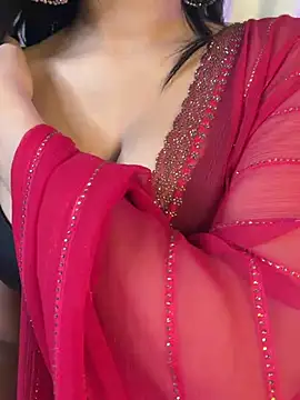 KARISHMA-STRIP online show from April 28, 9:40 pm