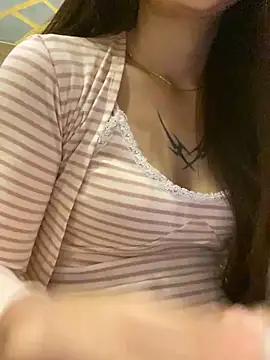   BabyShowPublic   online show from February 20, 11:34 am