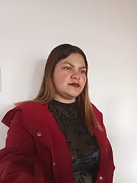 Snapshot of LUCIANA__99 chatting on October 14, 4:42 pm LUCIANA 99 online show from October 14, 4:42 pm