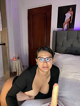 ema zoe online show from June 14, 12:41 am