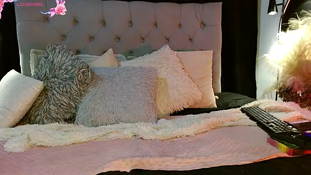 Dulce Tara online show from October 2, 3:00 am