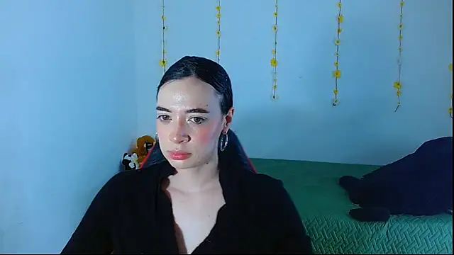 sajecrismaa online show from July 15, 8:35 pm