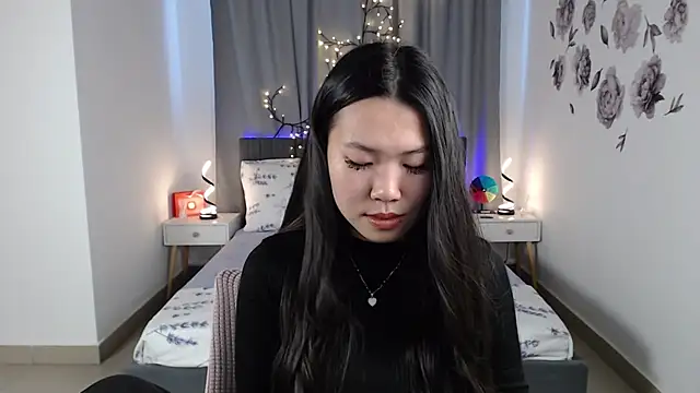 LunaPurrr online show from September 12, 11:23 pm