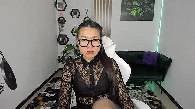 LunaPurrr online show from October 16, 3:42 am