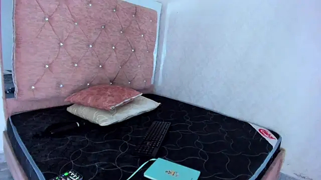 JulianaCarter online show from November 13, 8:19 pm