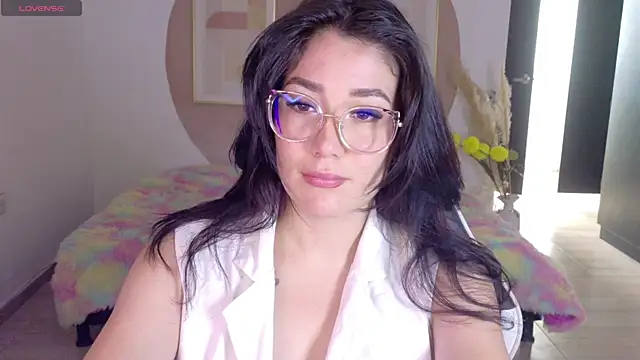 Eliih 01 online show from July 24, 2:15 pm