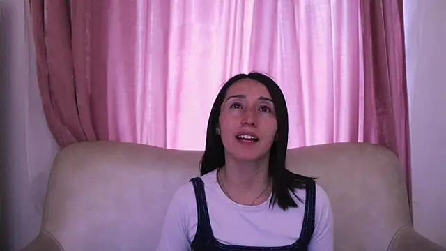 Ginevra esposito online show from June 22, 12:46 pm