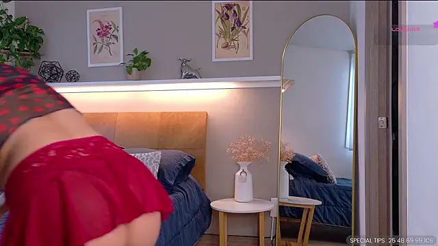 sarah rayy online show from February 9, 8:55 pm