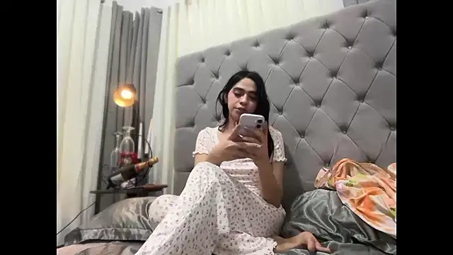 joyfulmartinaa online show from May 5, 6:44 pm