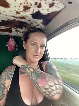 OdetteDelane online show from October 10, 6:29 am