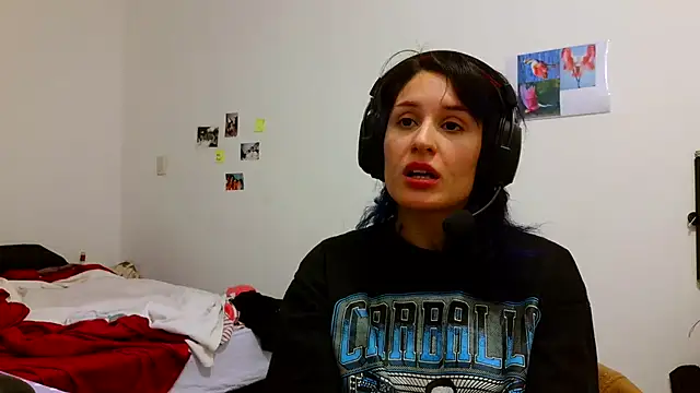 kendrafarq online show from May 7, 6:17 am