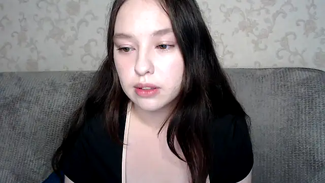 Snapshot of PureLedy chatting on October 20, 1:08 am PureLedy online show from October 20, 1:08 am