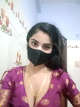 Snapshot of Hot-Soniya733 chatting on September 24, 9:14 pm Hot-Soniya733 online show from September 24, 9:14 pm