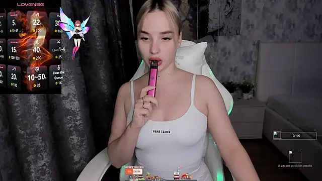 KiraKrox online show from October 22, 6:57 pm