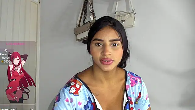 Snapshot of karlys01 chatting on October 4, 3:34 am karlys01 online show from October 4, 3:34 am