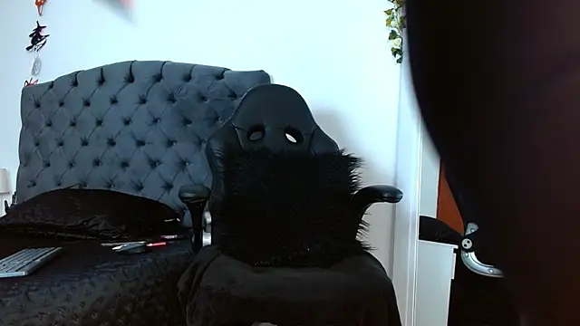 AlexandraSawyer online show from October 31, 1:59 pm