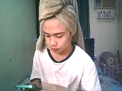 Sweet-shopia online show from December 21, 8:40 am