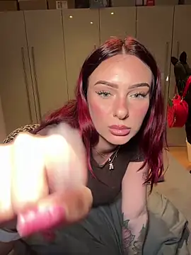 OliviaaFischer online show from April 30, 6:24 pm