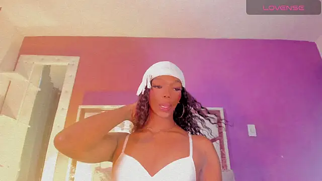 Sara hot12112 online show from June 15, 8:42 pm