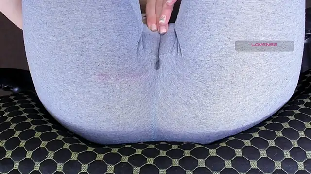 Cameltoe squirt inPants online show from June 9, 11:42 am