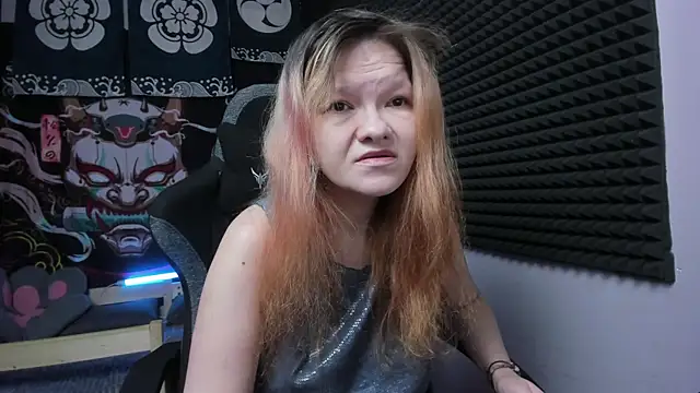Snapshot of Nora_lovvvv chatting on September 23, 10:46 am Nora lovvvv online show from September 23, 10:46 am