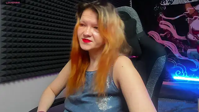 Snapshot of Nora_lovvvv chatting on September 25, 10:58 am Nora lovvvv online show from September 25, 10:58 am