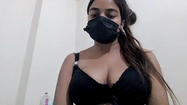 Little toy girl online show from June 27, 12:33 pm