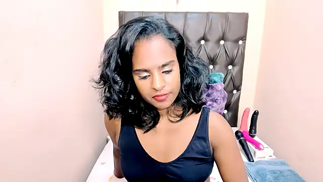 Toxicfantasy4u online show from March 6, 5:30 pm