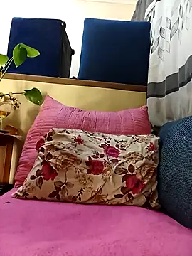 Snapshot of PRETTYJANE36 chatting on September 14, 9:12 pm PRETTYJANE36 online show from September 14, 9:12 pm