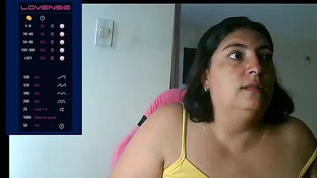 Snapshot of lina_maria99 chatting on September 19, 1:21 pm lina maria99 online show from September 19, 1:21 pm