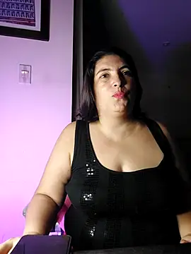 Snapshot of lina_maria99 chatting on September 26, 1:58 am lina maria99 online show from September 26, 1:58 am