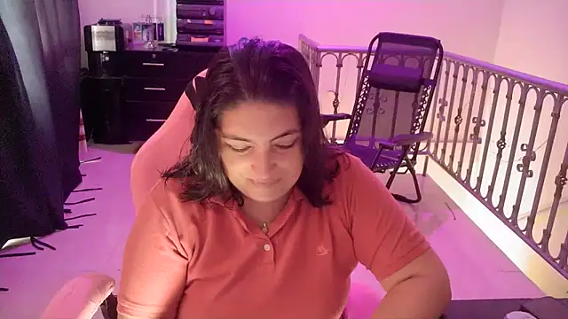 lina maria99 online show from May 5, 3:48 pm