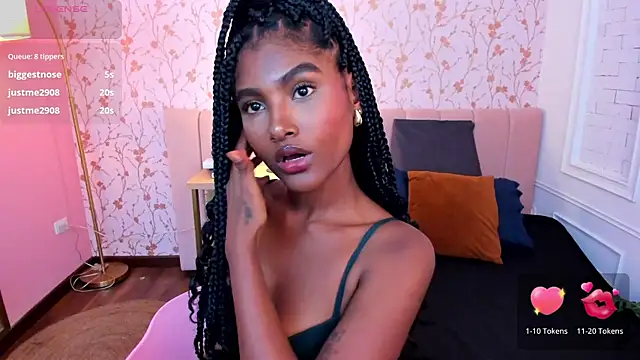 halleylorens online show from July 18, 7:38 pm