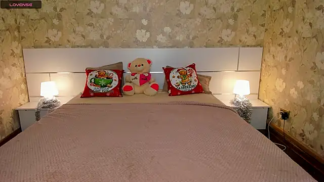 mishapallmer online show from January 13, 10:41 am