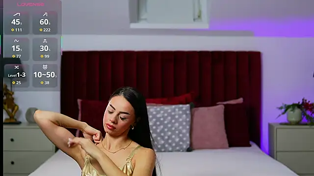 MiaGoldX online show from November 11, 5:03 am